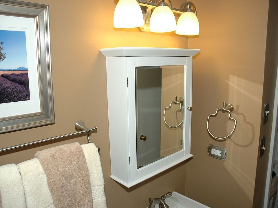 2nd image of 4773 Woodlark Ln