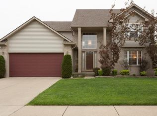39063 Nottingham Dr, Romulus, MI 48174