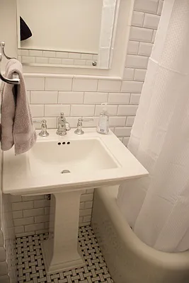 Rented by Keller Williams NYC | media 22