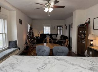 108 N Saratoga St, Olney, IL 62450