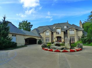 31964 Lake Rd, Avon Lake, OH 44012