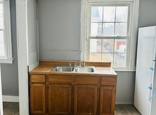 242 Orange St #1, Waterbury, CT 06704