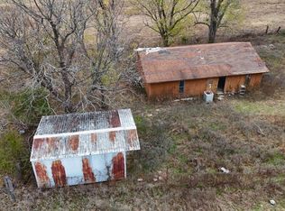 1526 Sandy Creek Rd, Ardmore, OK 73401