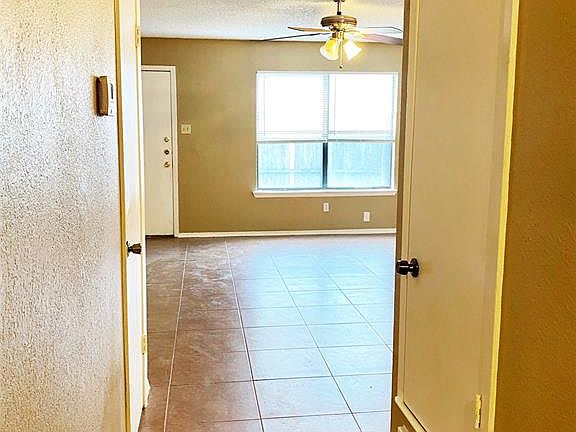 5th image of 1024 Southmoor Dr #1026