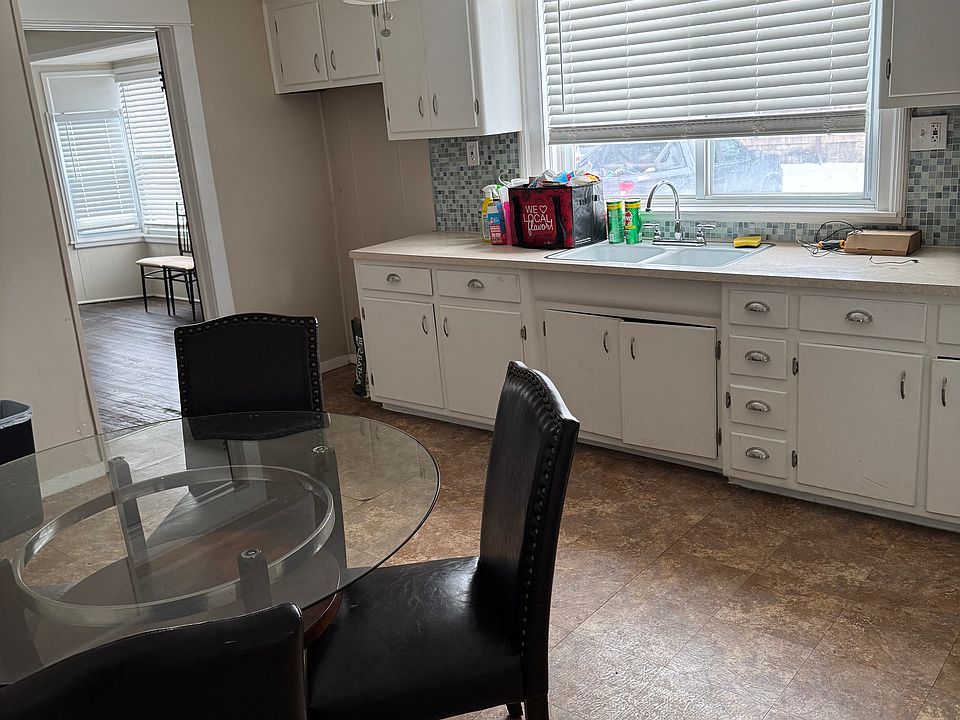 1st image of 2209 Broadway St #1