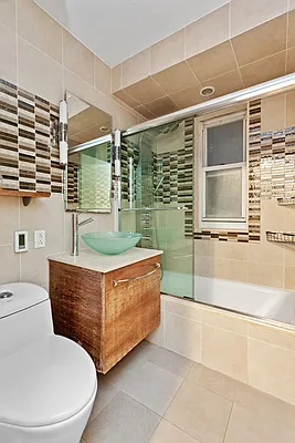 Sold by A & I Broadway | media 22