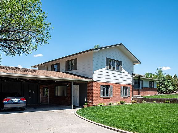 2nd image of 999 Elizabeth Dr
