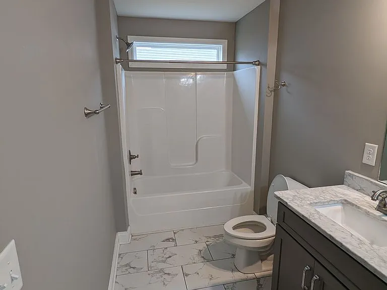1895 Sheffield Ln — Photo 14