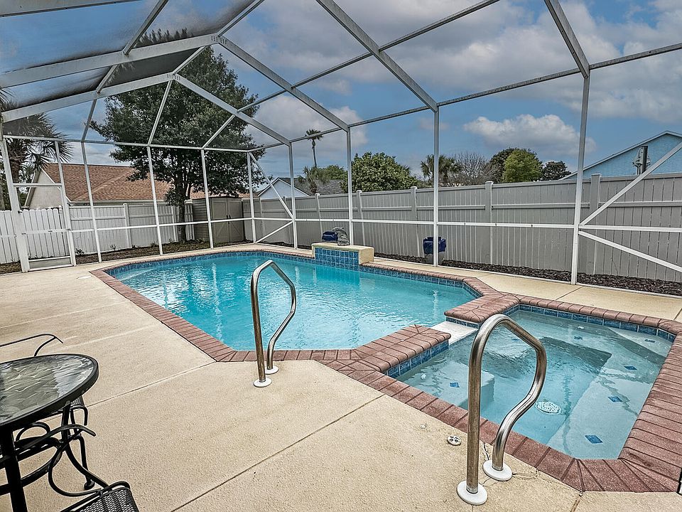 1st image of 309 Summerwood Dr