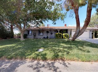 17227 Queensglen Ave, Lake Los Angeles, CA 93591