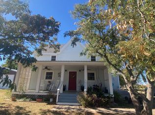 616 N Weber St, Helena, OK 73741