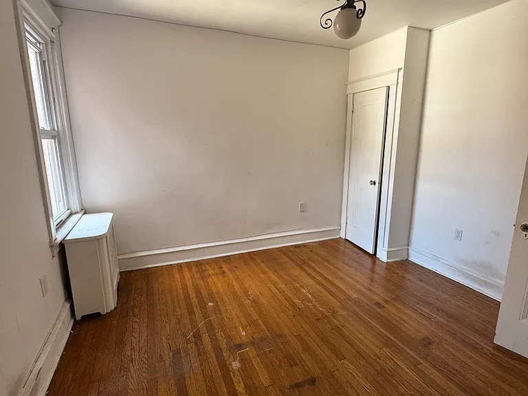 3427 Princeton Ave — Photo 8
