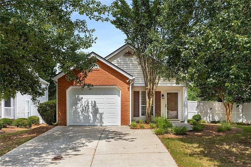 1st image of 13387 Aventide Ln