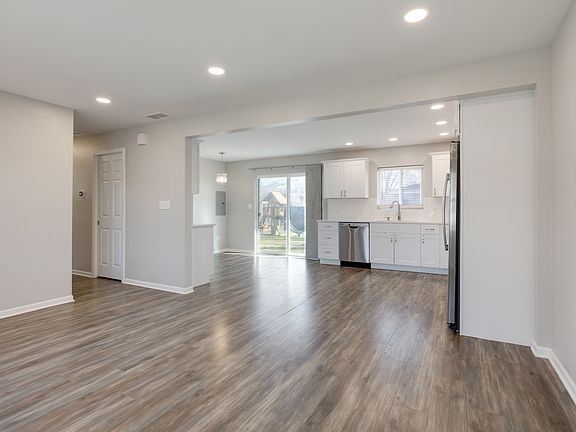 4th image of 1611 Seminole Ln