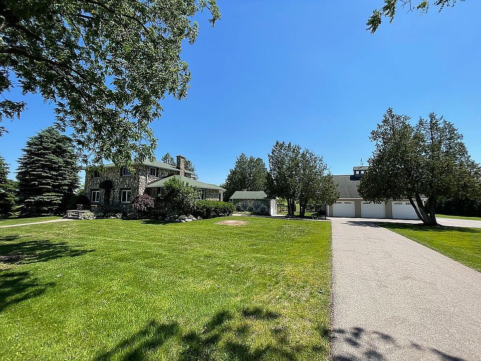 House & 3 Car Garage