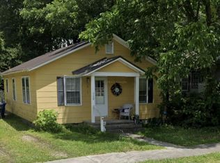 108 N Dickerson St #6, Burgaw, NC 28425