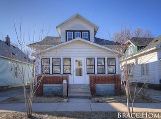 1134 Seneca St SW, Wyoming, MI 49509