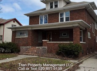 1207 E Walnut St, Green Bay, WI 54301