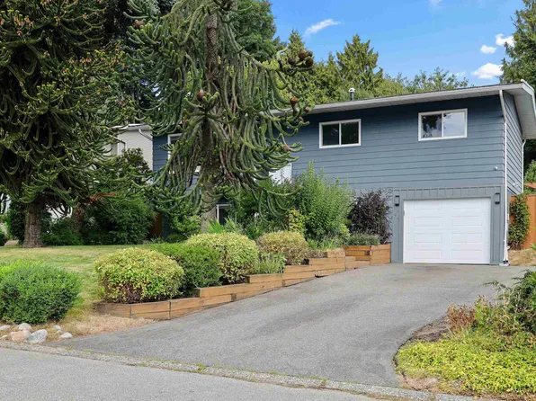 5846 179a St, Surrey, BC V3S 4K3