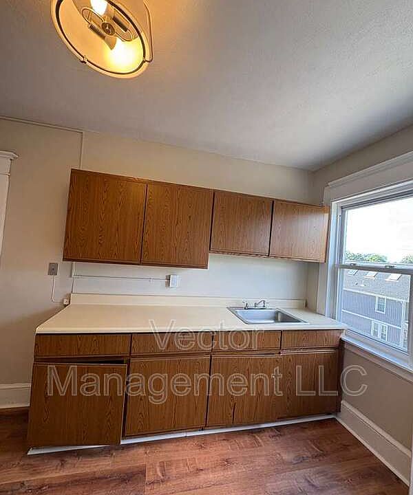 1st image of 173 Elm St APT B31