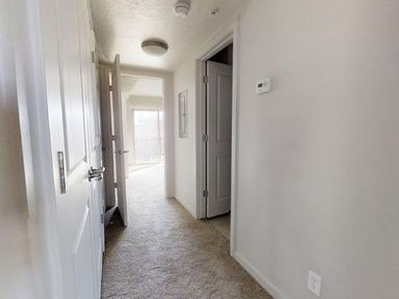 5th image of 1004 N 1090 W APT 201