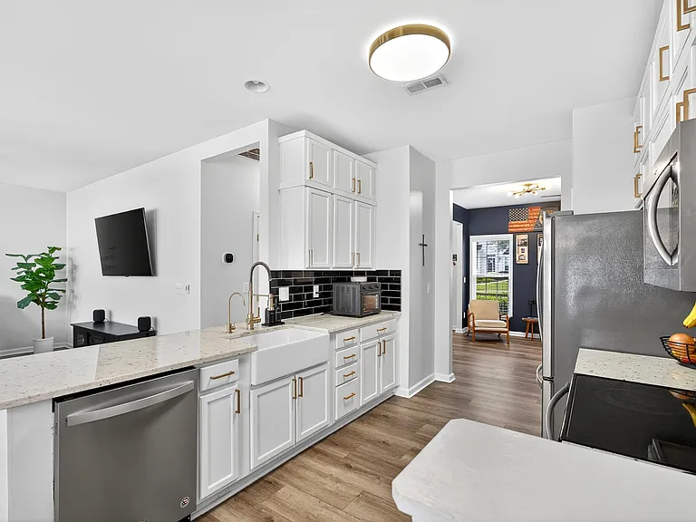 263 Hadley Commons Dr #1 — Photo 11