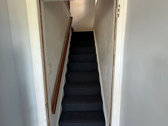 2nd image of 209-19 Whitehall Ter Floor 2