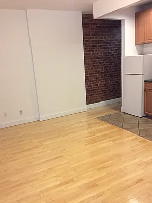 Rented by Copperwood Real Estate | media 13