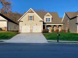 595 Deer Valley Dr, Hixson, TN 37343