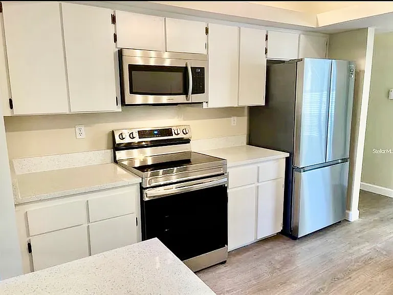 16560 SW 46th Cir — Photo 28