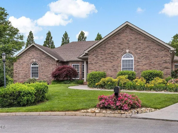 10440 Meadow Ridges Ln, Knoxville, TN 37922