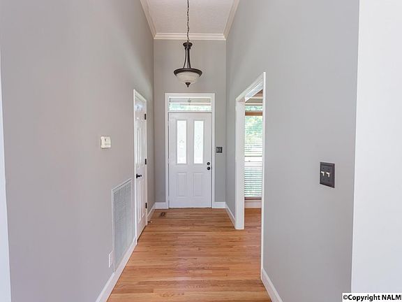 4th image of 186 Water Oak Dr