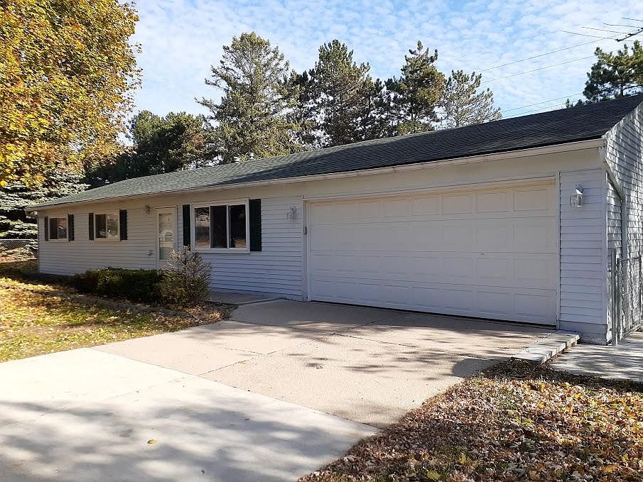 1st image of 46256 Waco St