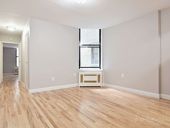 5th image of 1833 7th Ave APT 4C