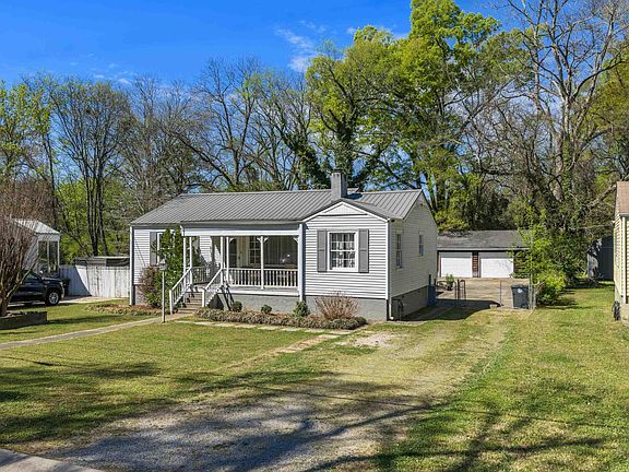 2nd image of 808 Meadowbrook Dr