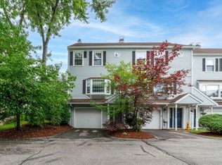 27 Cadogan Way, Nashua, NH 03062