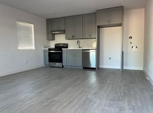 257 Brisbane St #B, Monrovia, CA 91016