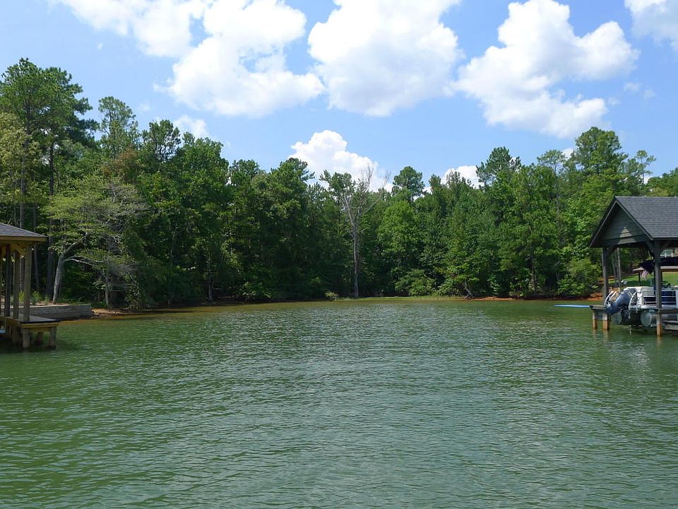 1st image of 567 Holiday Dr
