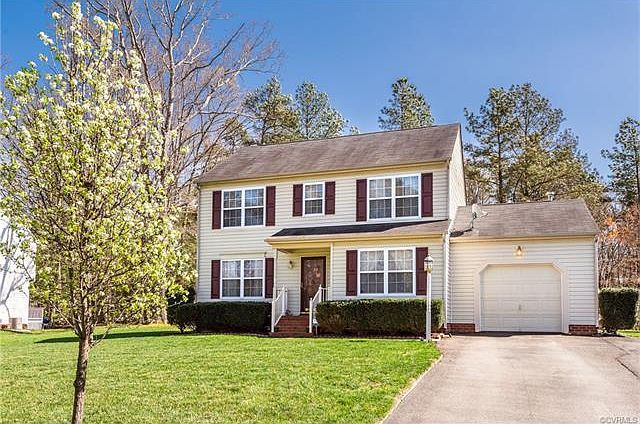 1st image of 124 Scotch Pine Dr