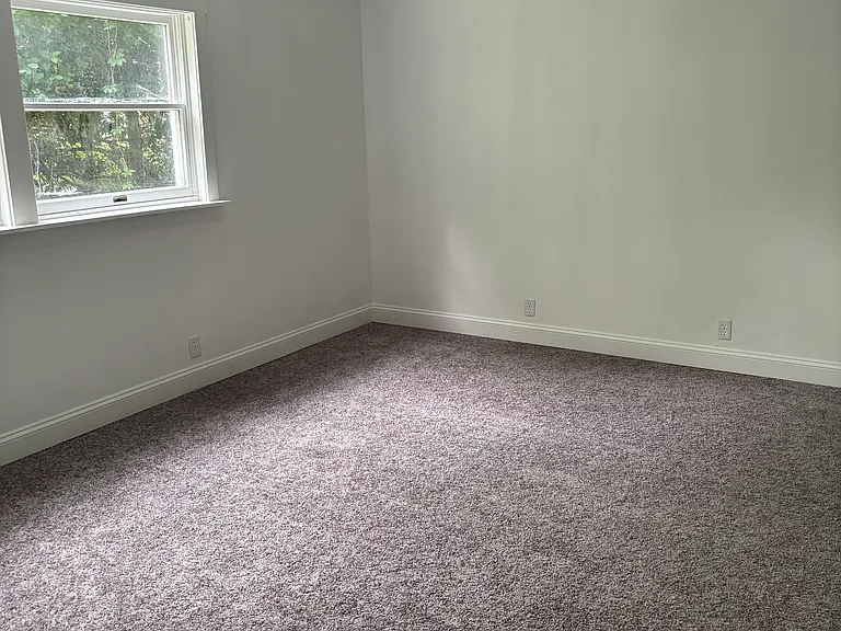 619 Rock St #1 — Photo 5
