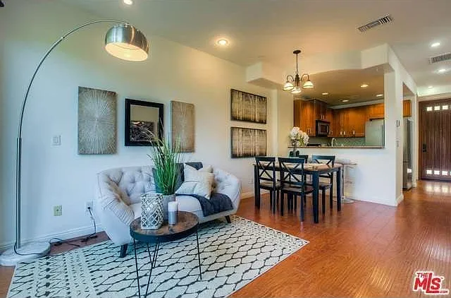 5303 Satsuma Ave #107 — Photo 13