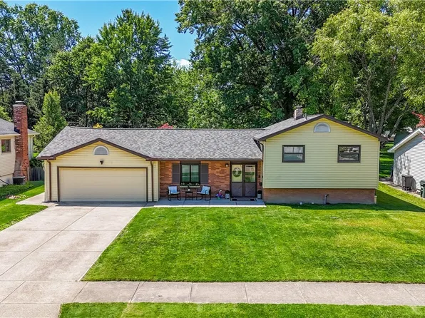 26915 Adele Ln, Olmsted Township, OH 44138