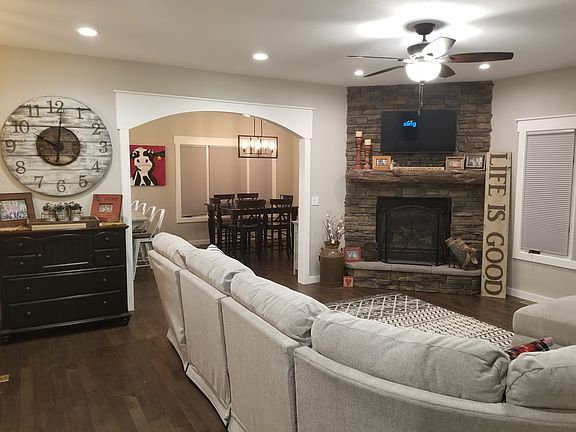2nd image of 2430 N Shefford Ct