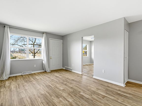 3rd image of 5056 Northtowne Blvd #5056