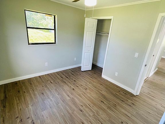 4th image of 225 Cummings St