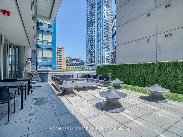 68 Shuter St #1107 — Photo 24
