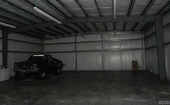 3rd image of 12525 Twin Oaks Pl