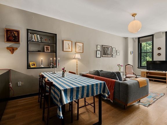 3rd image of 220-224 Washington St #3