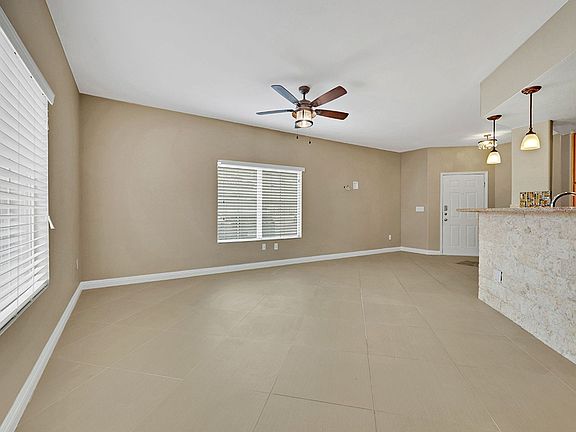 4th image of 6160 Rumrill St Unit 124