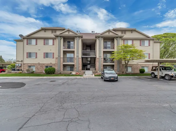 8066 N Ridge Loop E APT 4, Eagle Mountain, UT 84005